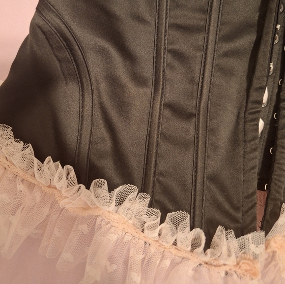 Sugar Thrillz Valentine's Day Black and Pink Corset and Mini Skirt Bundle - Picture 5 of 14